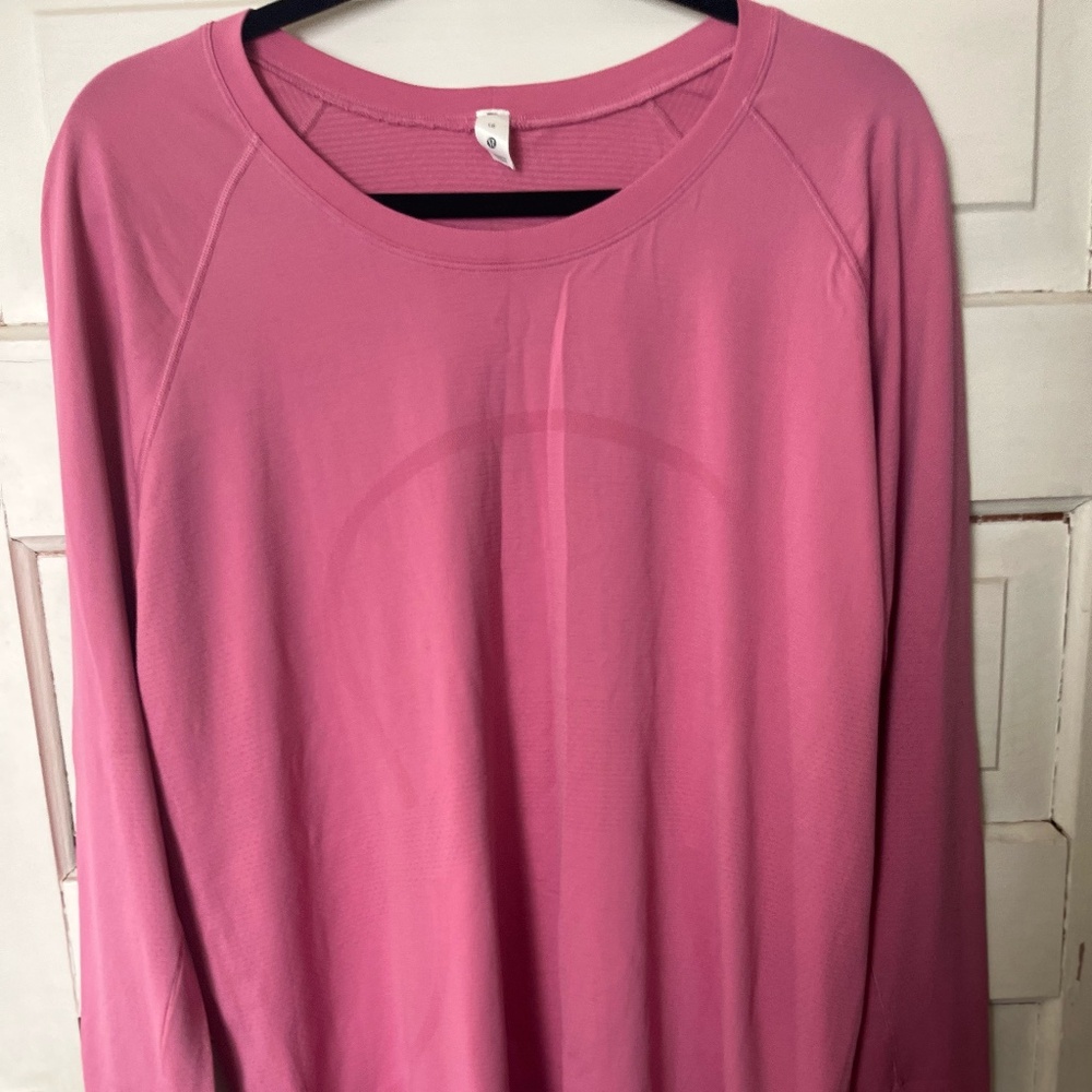 Lululemon shirt